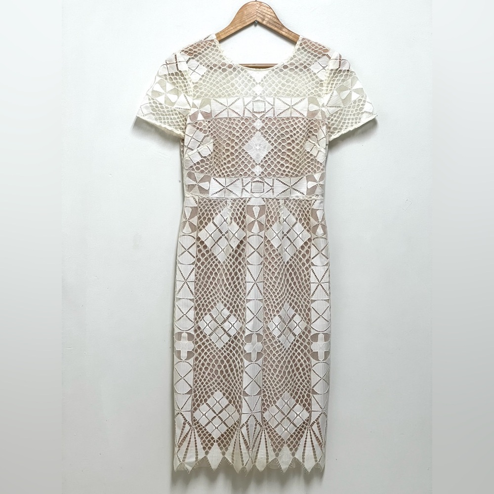 BCBGMaxAzria Samara White & Cream Geometric Lace Midi Dress Short Sleeves Size 2